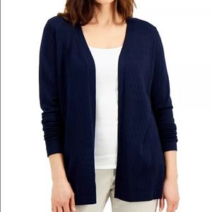 Women’s cardigan